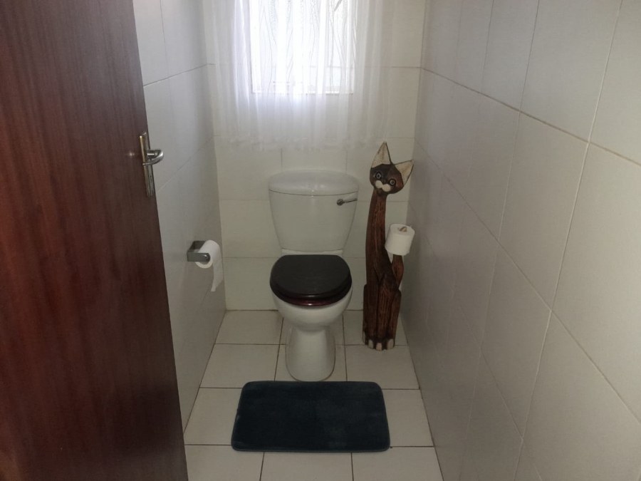 3 Bedroom Property for Sale in Geelhoutpark North West